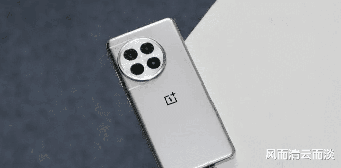24GB+1TB僅3489元，驍龍8Gen3加持，6100mAh保駕護航