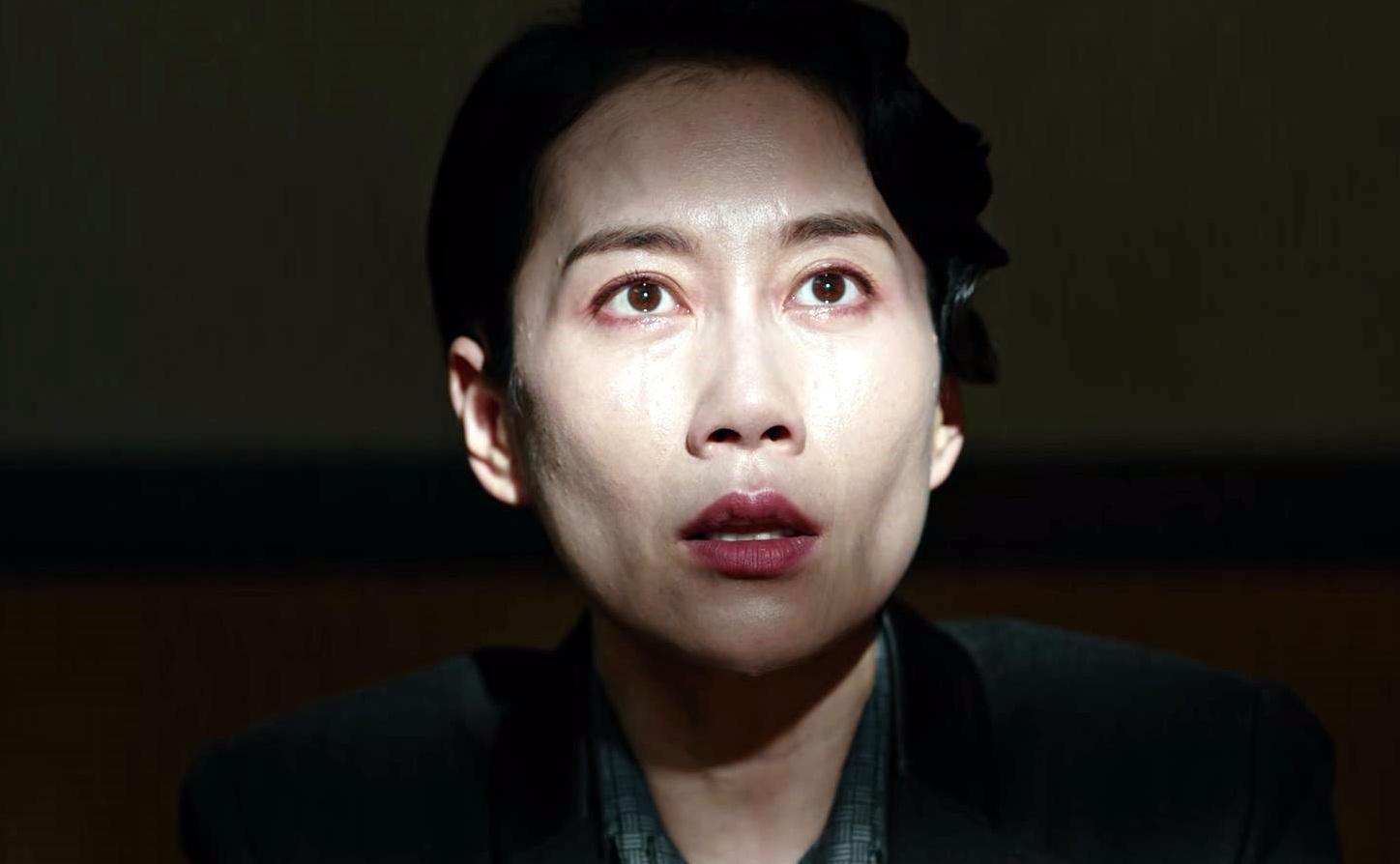 《暗夜与黎明》：一个动作暴露金妍有第二身份，所有人都被骗了