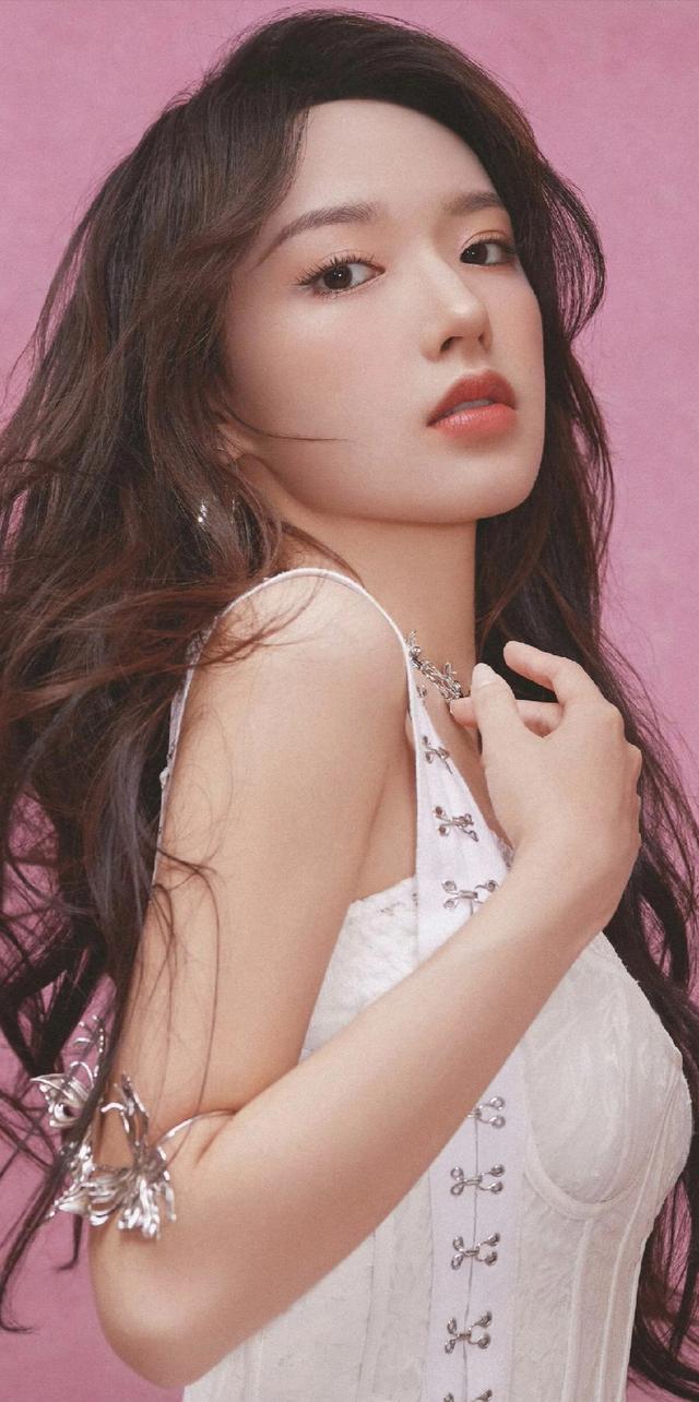 程潇高清美图，婀娜多姿，魔鬼身材