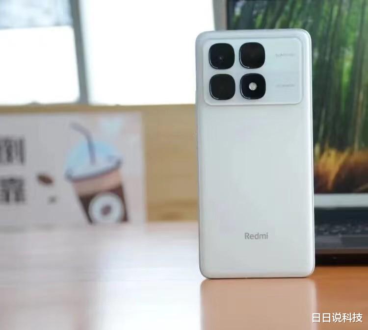 雷军加速清仓了，512GB+天玑9300+芯片+龙晶玻璃，跌至2399元