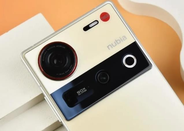 全面屏旗舰——努比亚Z70Ultra，带给你不一样的用机体验！