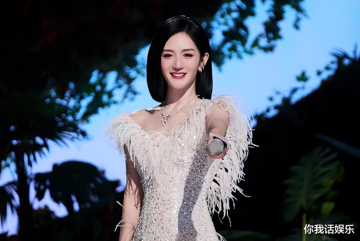 苏有朋看张杰演唱会后,张杰祝福谢娜七夕快乐,七夕情谊感人至深