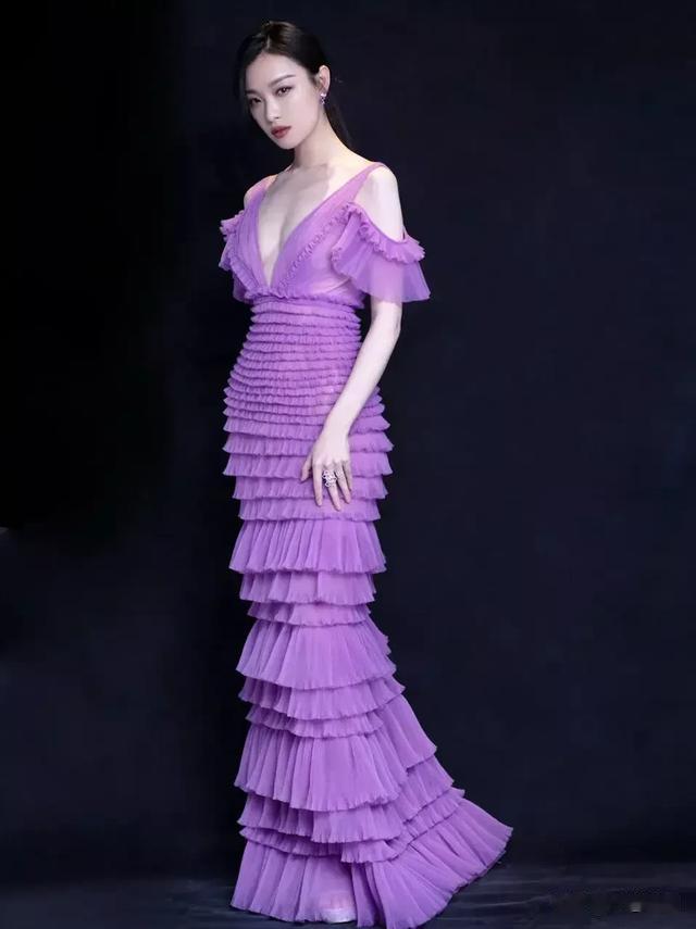 倪妮不太行系列