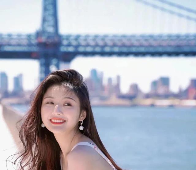 高文君——颜值天花板，这身材真的绝!