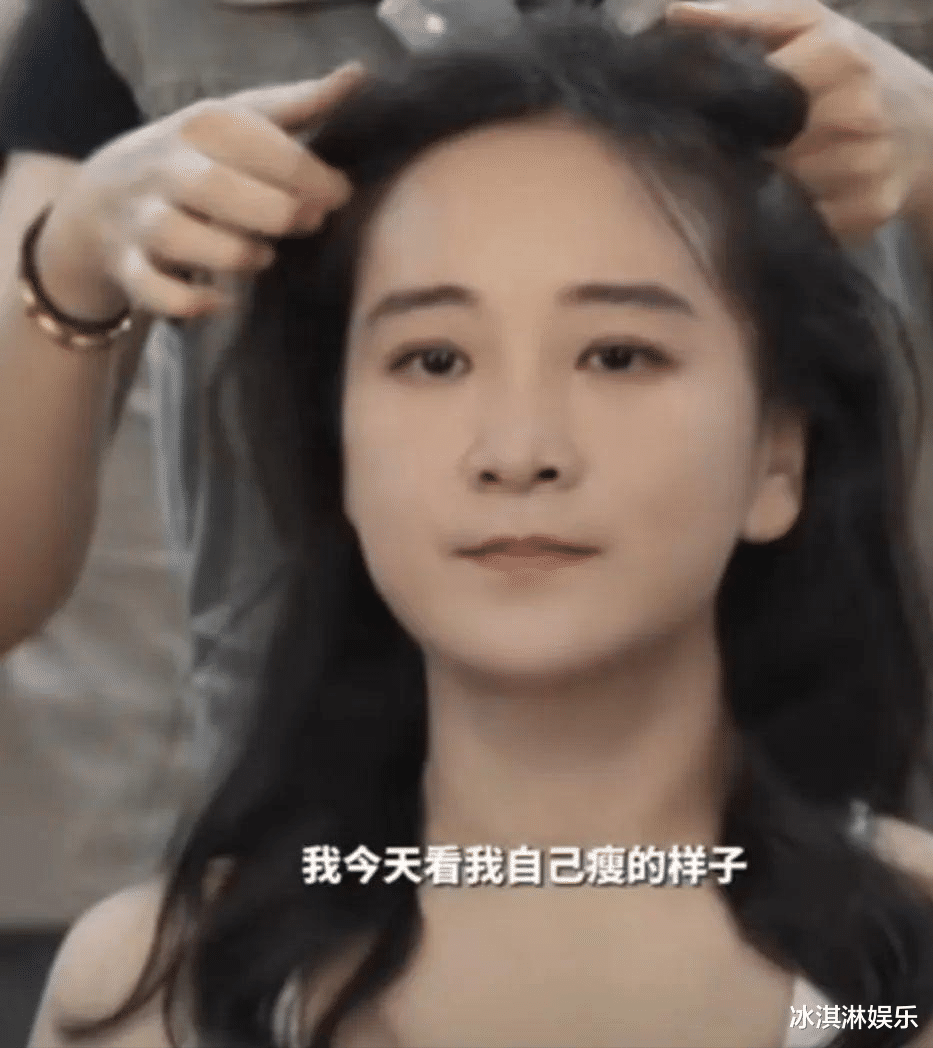 熟悉的贾玲回来了!胖出“游泳圈”、脸圆润,还是“丑女”适合她