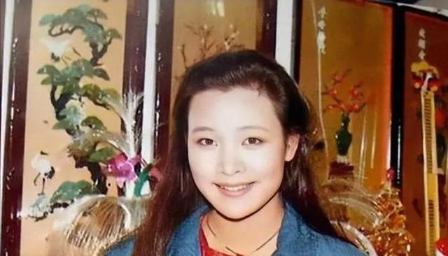 春晚至今后悔邀请她，捧了个“麻烦精”，导演：当时我都不想活了