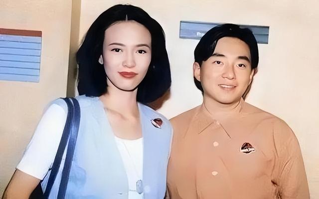 扇刘嘉玲巴掌,讽刺黄渤颁奖礼穿睡衣,67岁不婚不育的她怎样了