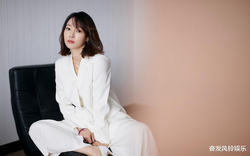 离婚9年与导演同居生二胎，白百何的经历，证明原来陶虹没说错