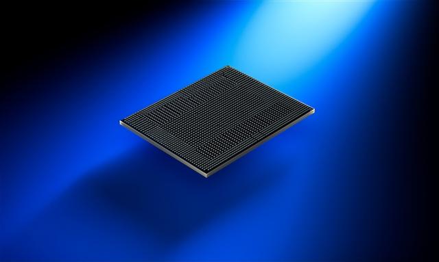 Intel酷睿Ultra 200HX/H/U官方美图赏:尺寸缩小33%