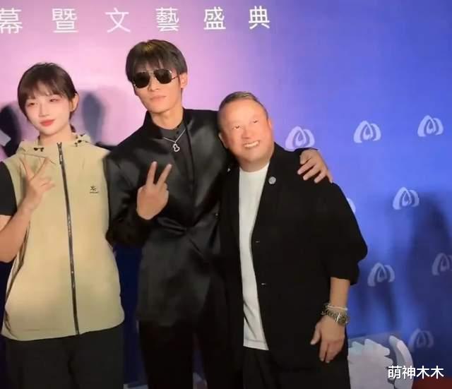 TVB众艺人捧场网红分公司开业仪式，阵容堪比台庆，网友直呼掉价