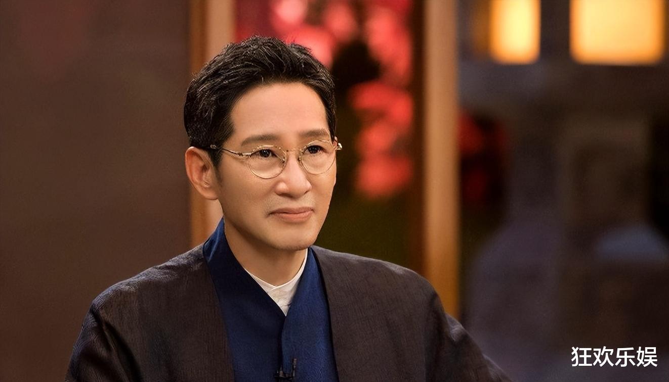 想不到9月还没结束,国家一级演员王劲松,就给影视圈演员敲警钟