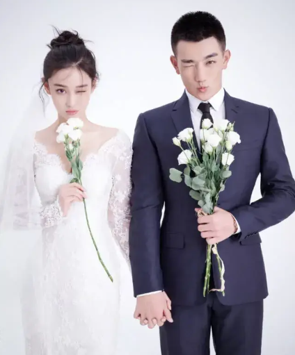 以李晨的视角看张馨予：我那美如天仙的前女友，竟有如此漂亮的花园