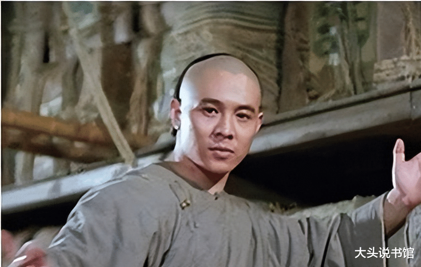 大学生问李连杰,你为了利智抛弃自己的妻子儿女,你不觉得很渣吗