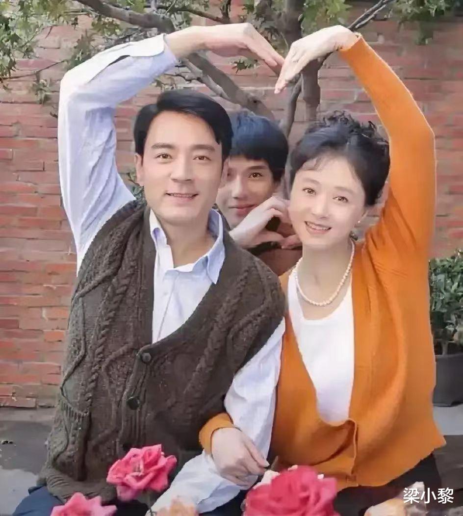 《小巷人家》整部剧里,就数他最会说话、最会办事,把人情世故拿捏得十分到位