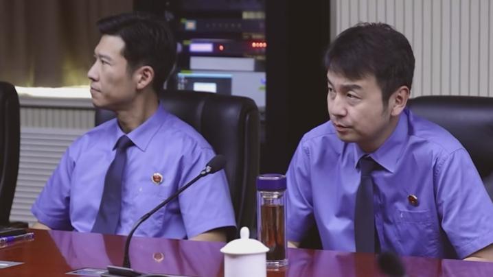 《第二十条》最差演技出来了：五官乱飞不要紧，她有艺谋带进组