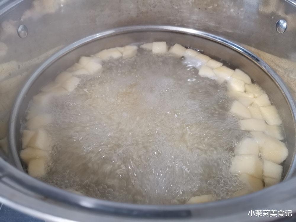 3月5日惊蛰，少食燥味，多吃4样，养肝润燥增免疫，平安舒适度春