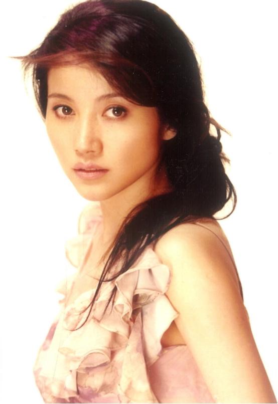 演员颜丙燕：10年8个影后无人知，宁愿饿死也不接广告不上综艺