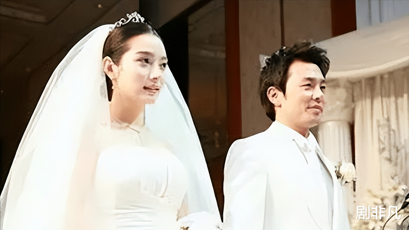 新婚13天,被丈夫砍断手指,虐待致流产,终生不孕,星途就此葬送