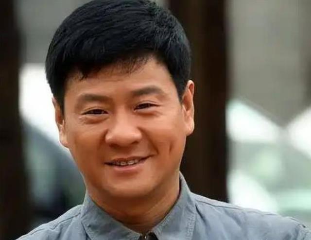 内娱顶级负心汉,与救命恩人离婚娶小三,如今前妻红了他却糊了!