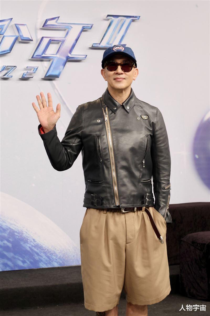 具俊晔每次公开亮相都把自己捯饬得有模有样,老婆大S另一番操作