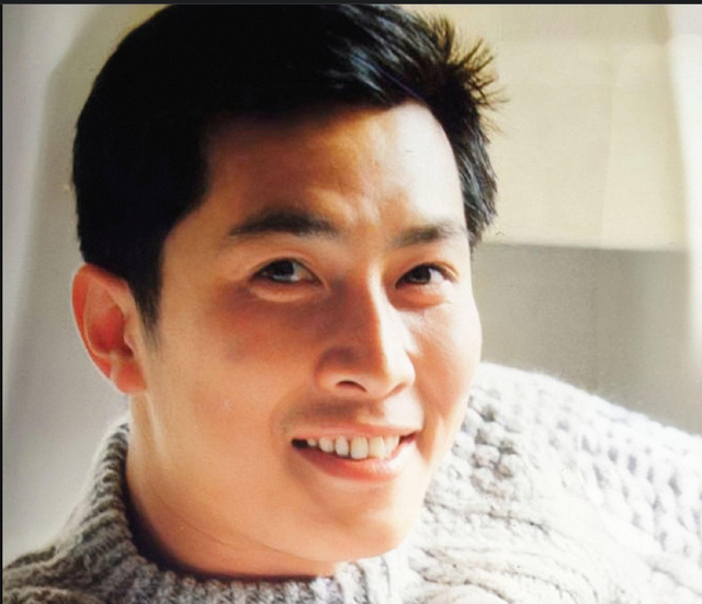 事实证明，72岁“晚节不保”的唐国强，已经走上了另一条大道