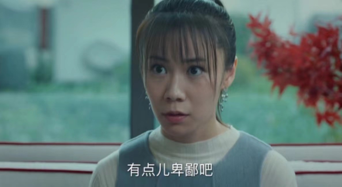 完美避开妈妈高颜值基因，梅婷女儿与宋佳拍戏，气质与梅婷差半截