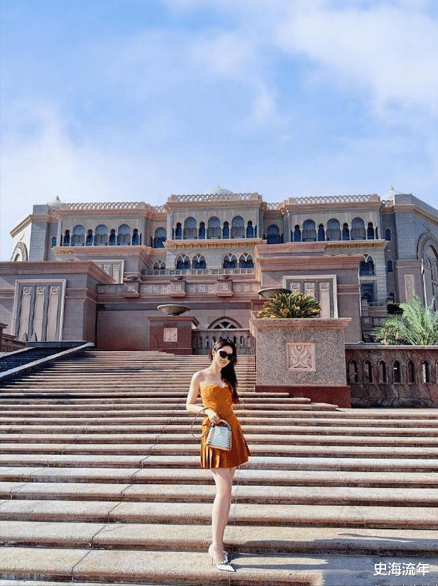 刘亦菲龙年春节,在沙特异国风情与风景中,晒出大片,惊艳了时光