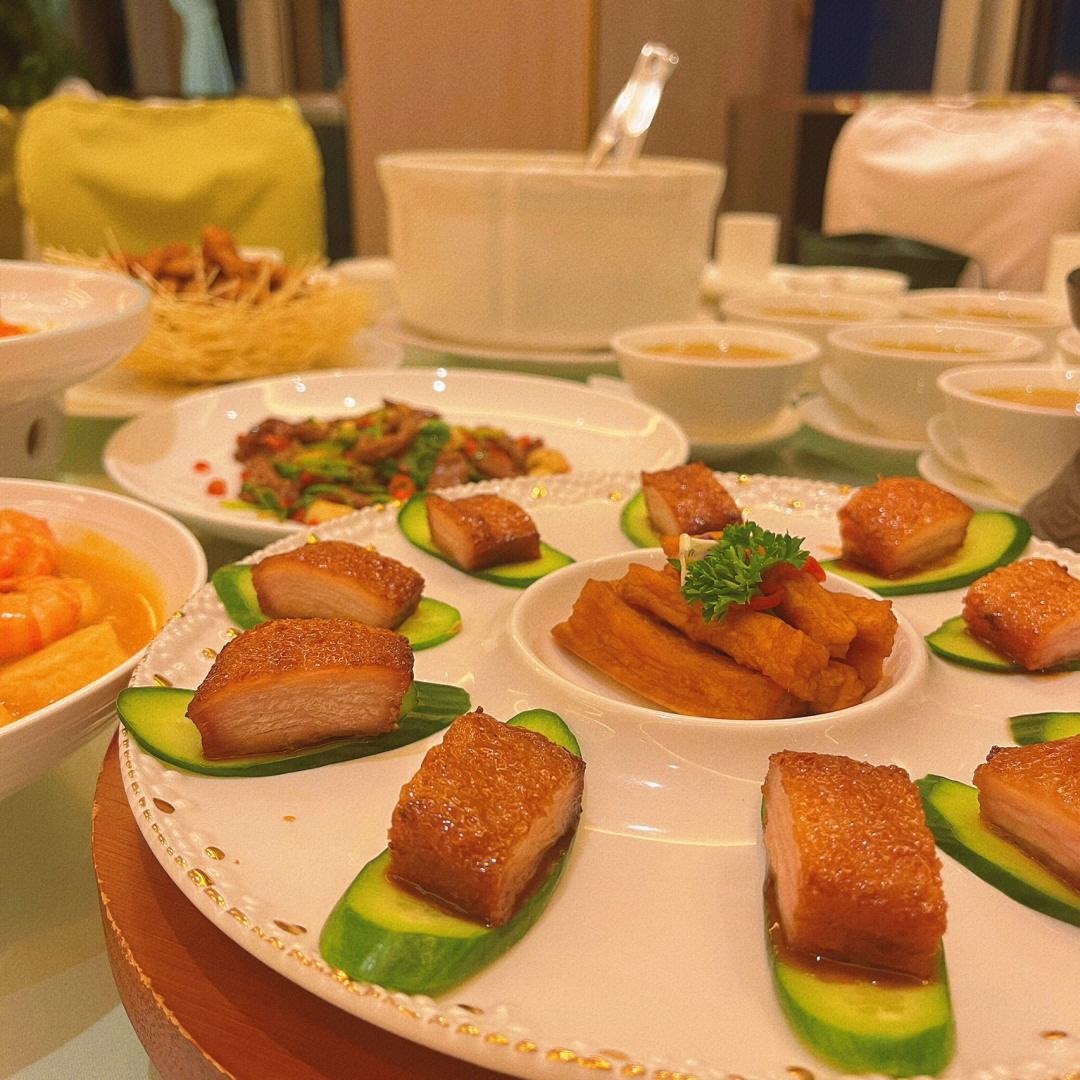 女星中介“妈咪”古惠珍:曝光明星陪富商吃饭内幕,一顿饭50万起步?