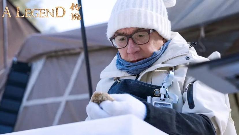 《传说》或亏3亿，成龙超越刘德华，成年度亏损最多演员