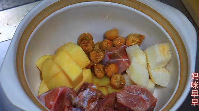 “养肺就是养命”,提醒立秋后多吃“3菜3果”,滋阴润肺好身体