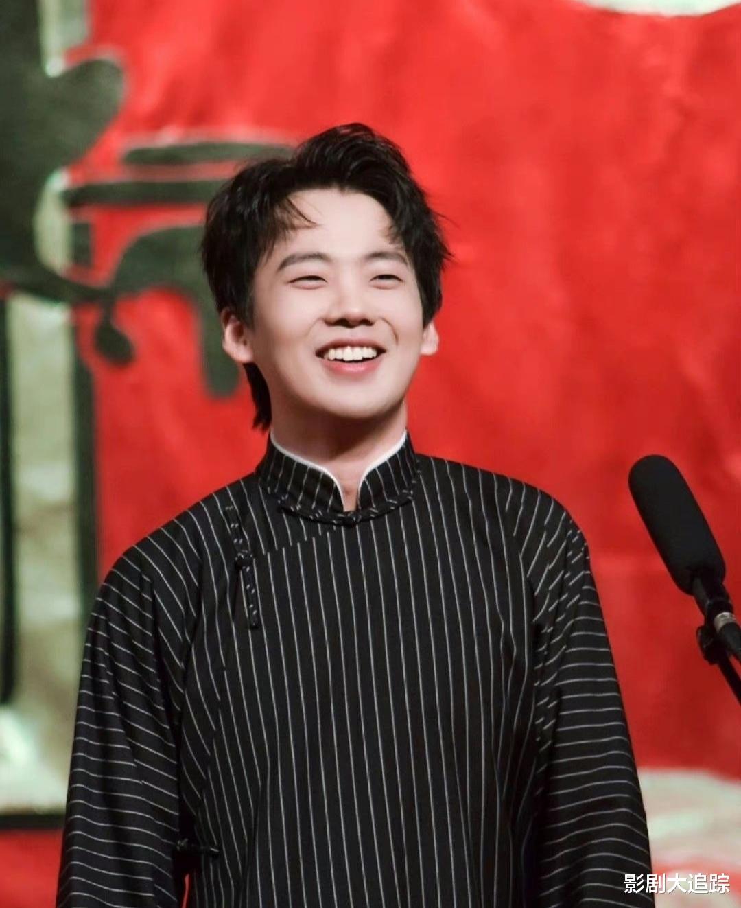 网曝郭麒麟综艺近照惹争议！过年吃胖发福到离谱，网友直呼认不出