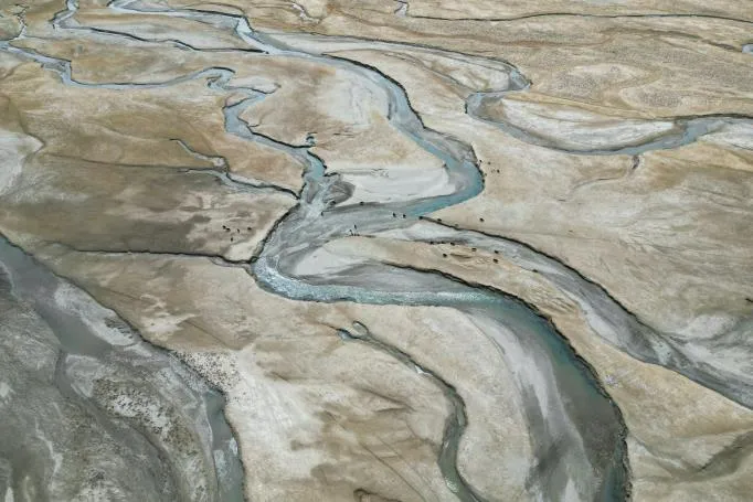 《长江艺术计划开启，打造漂流于长江三峡上的艺术之风》