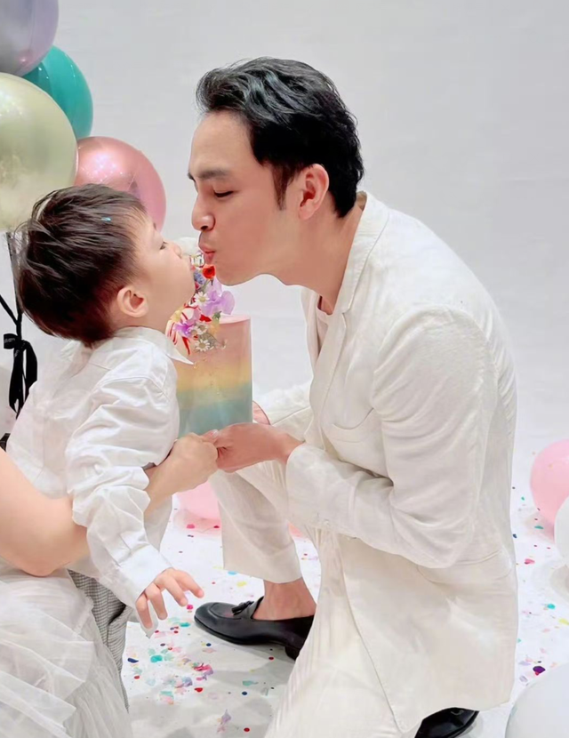 明道收到陈乔恩婚礼邀请,直言不包礼金,自己大概再等10年办婚礼