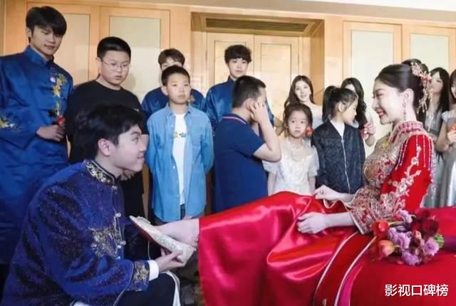 王小利小儿媳妇肚大如箩,王梓嘉刚结婚两个月,官宣当爸爸