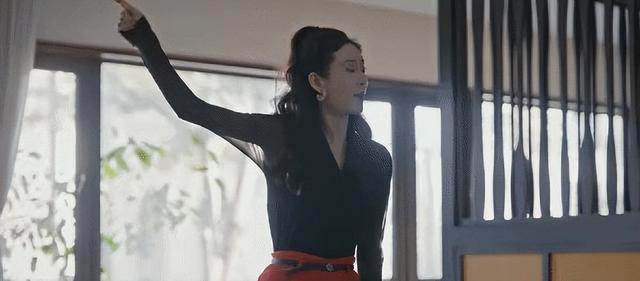 片约不断，却演啥毁啥，《执行法官》的两个戏混子该醒醒了