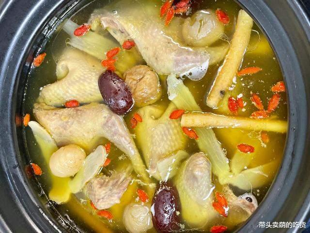 春夏交接常做这3款汤来喝,祛暑有营养,喝完汤吃肉大人孩子都爱