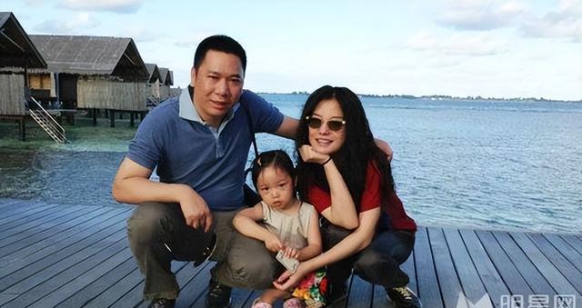 颤抖吧！赵薇正式宣布复出回归，小燕子的“恶”，真没人能治她吗