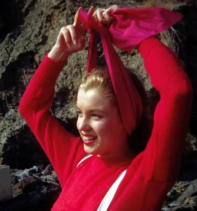 导演迟迟不喊卡,虽铸就了好莱坞影史经典,却也搞得女主家破人亡