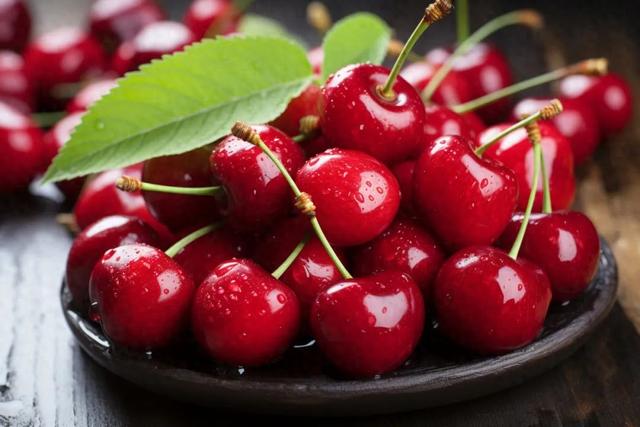 这种热量超低的瘦身水果，糖尿病人也能放心吃！现在吃正好