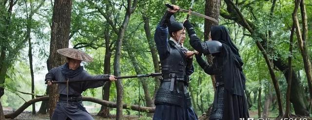 本以为是烂剧，刚开播就榜单第一，我要说：这才是最像样的武侠剧