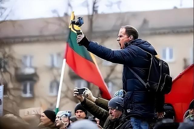 后悔也晚了！当年支持“台独”的立陶宛，如今得到了应有的下场！