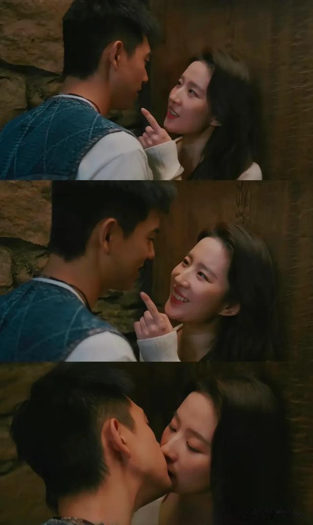 朱珠、刘亦菲和李现、杨天真，一起过圣诞节，还有李湘王诗龄一家