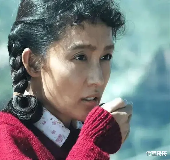 她30岁走红,低调嫁给乒乓王子,如今在《玫瑰的故事》中演美丽妈妈