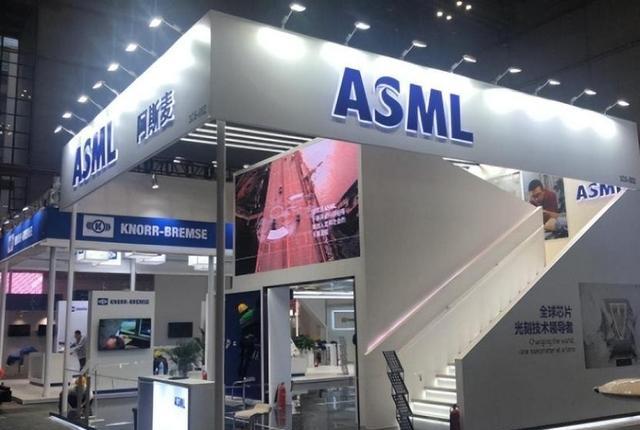 荷兰向我国售出257台光刻机，获7500亿元！外媒：恐灭顶之灾