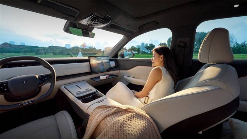 又一“新卷王”!轴距2米9续航901公里,仅售17万多,还要啥特斯拉?