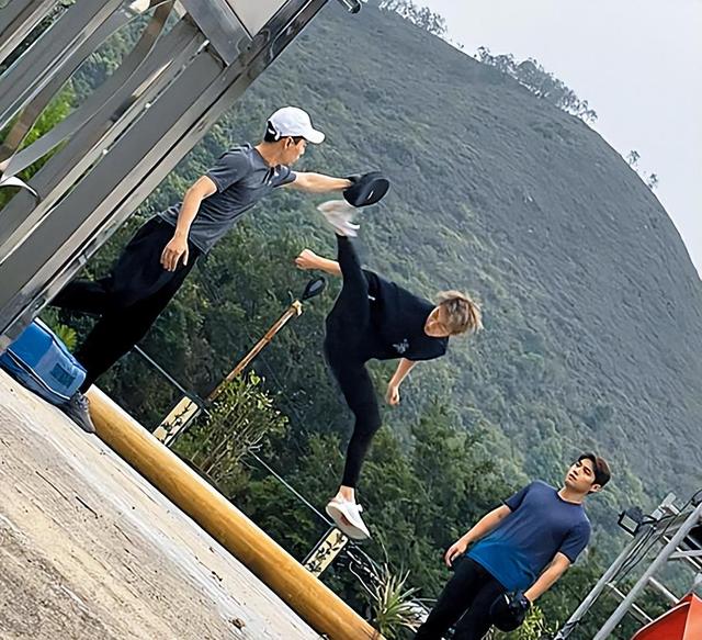 TVB金牌绿叶下班还兼职修车！曾与女星恋爱被女方母亲嫌没钱