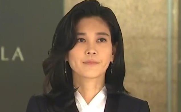 如今才明白,三星长公主李富真,当年下嫁“穷保镖”这步棋有多妙