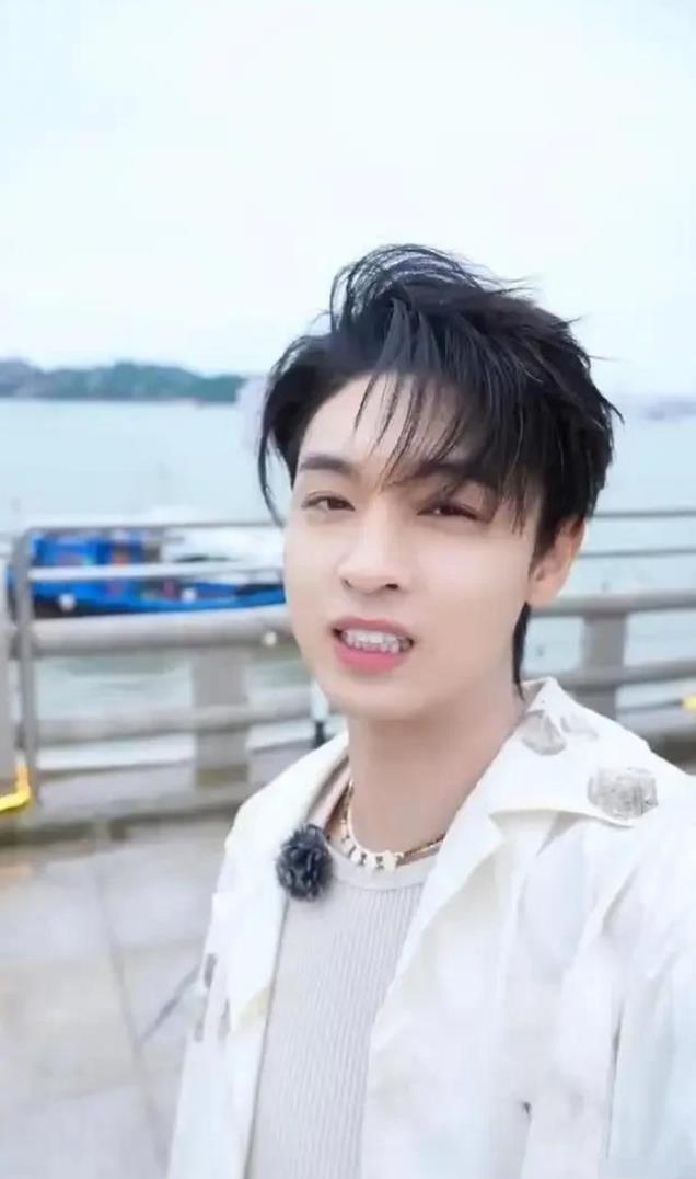 辛雨锡开撕秦霄贤!曝对方是红油金针菇,郭德纲也牵连其中