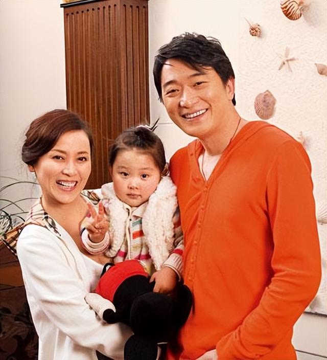 星光璀璨,家庭和睦, 刘欣邵峰夫妇的人生赢家之路