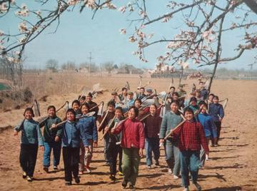 上个世纪70年代,你手里有10块钱,能在饭店吃到什么?